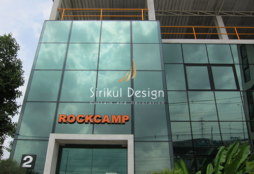 Rockcamp | งานม่านม้วน – ม่านปรับแสง – ม่านแป๊ป