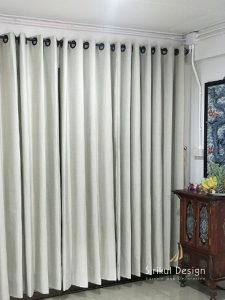ผ้าม่าน ม่านตาไก่ รางโชว์สีดำ